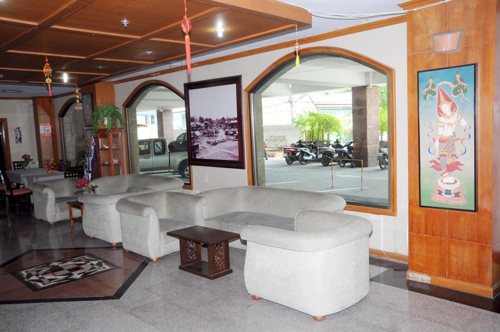Ayutthaya Thenee Hotel 外观 照片